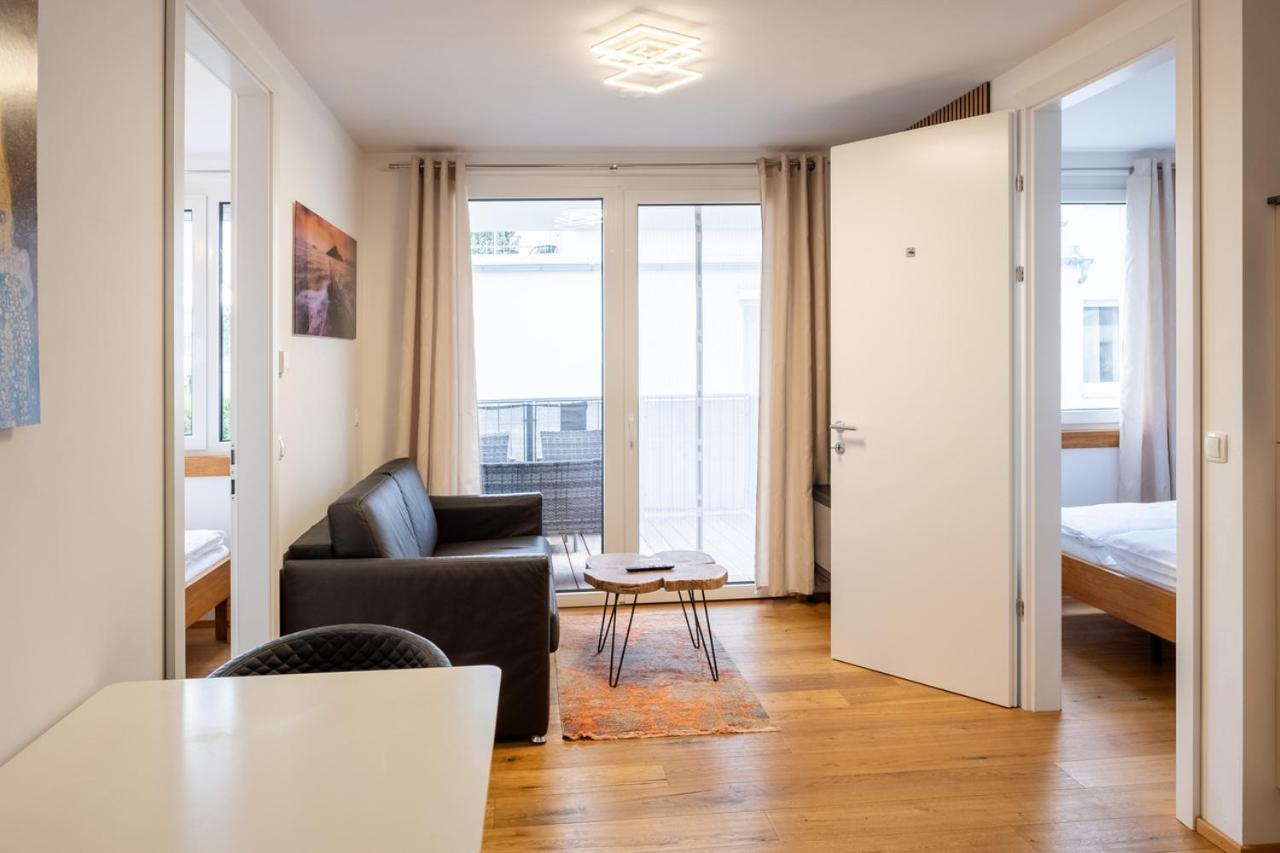 Modern Apartment W/ Cozy Balcony Near City Center 비엔나 외부 사진